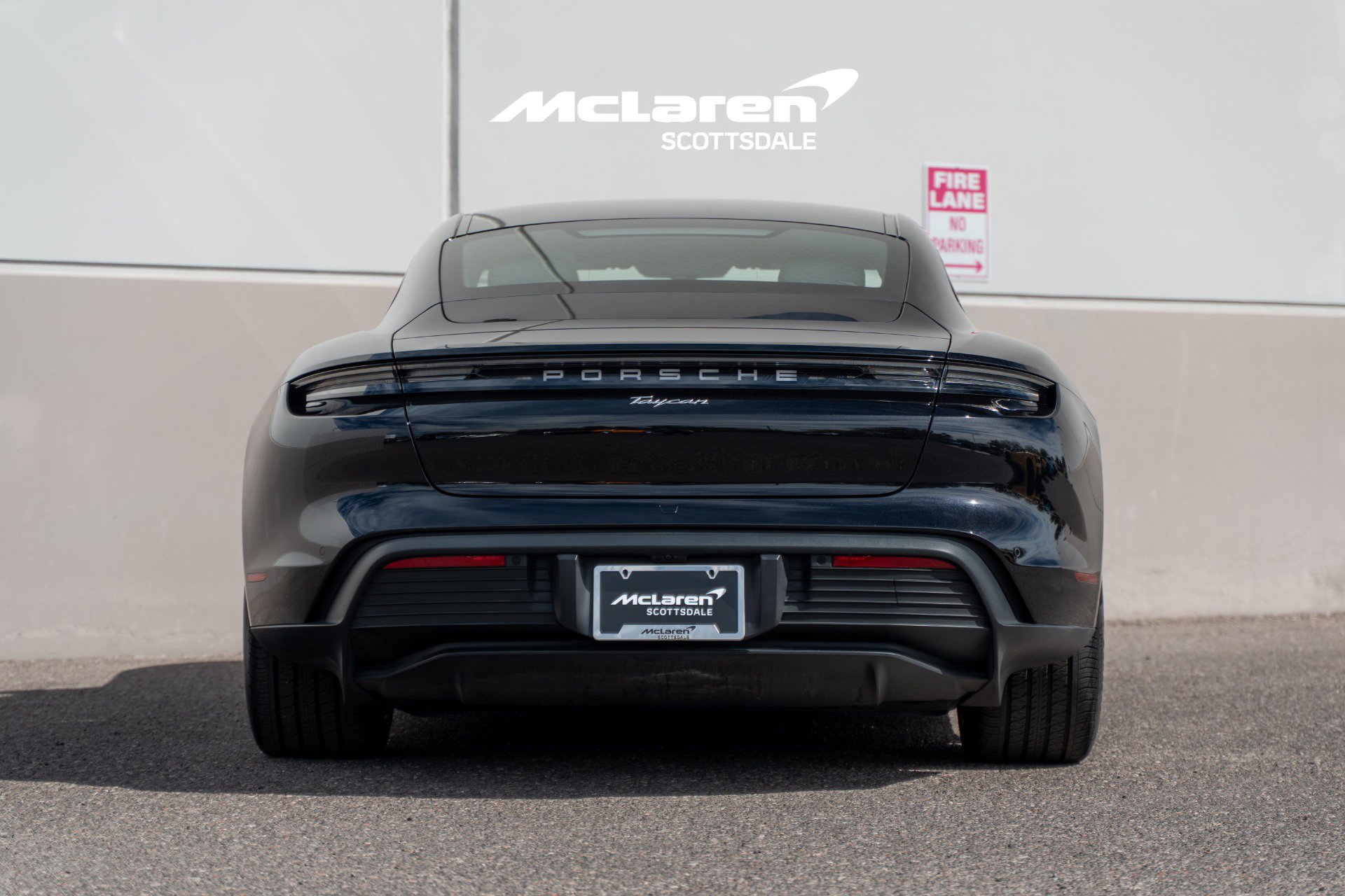 Used 2021 Porsche Taycan image 6