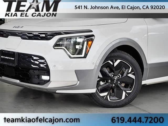 Certified 2023 Kia Niro Wave FWD image 3