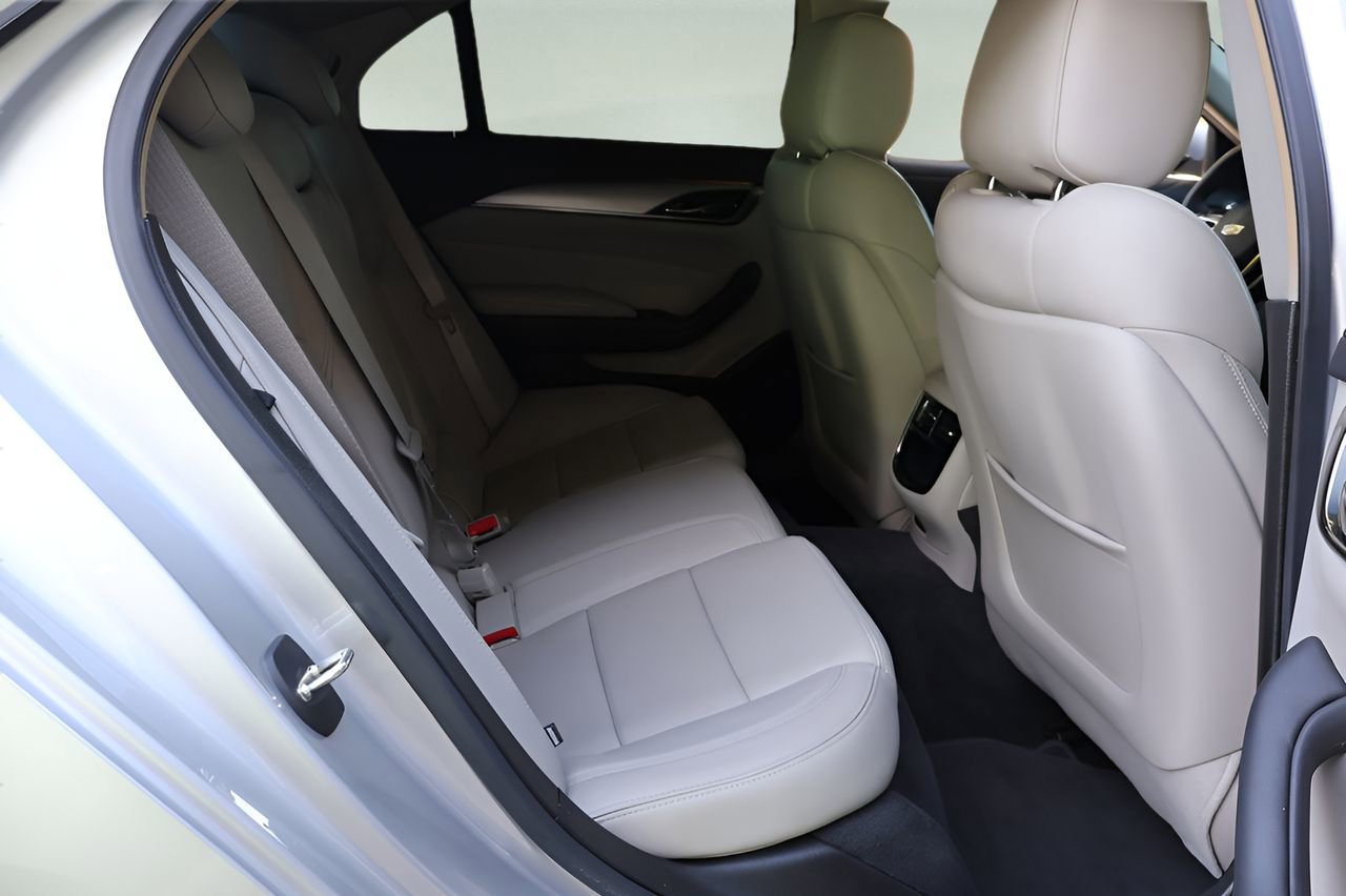 Used 2018 Cadillac CTS Sedan w/ Seating Package RWD image 16