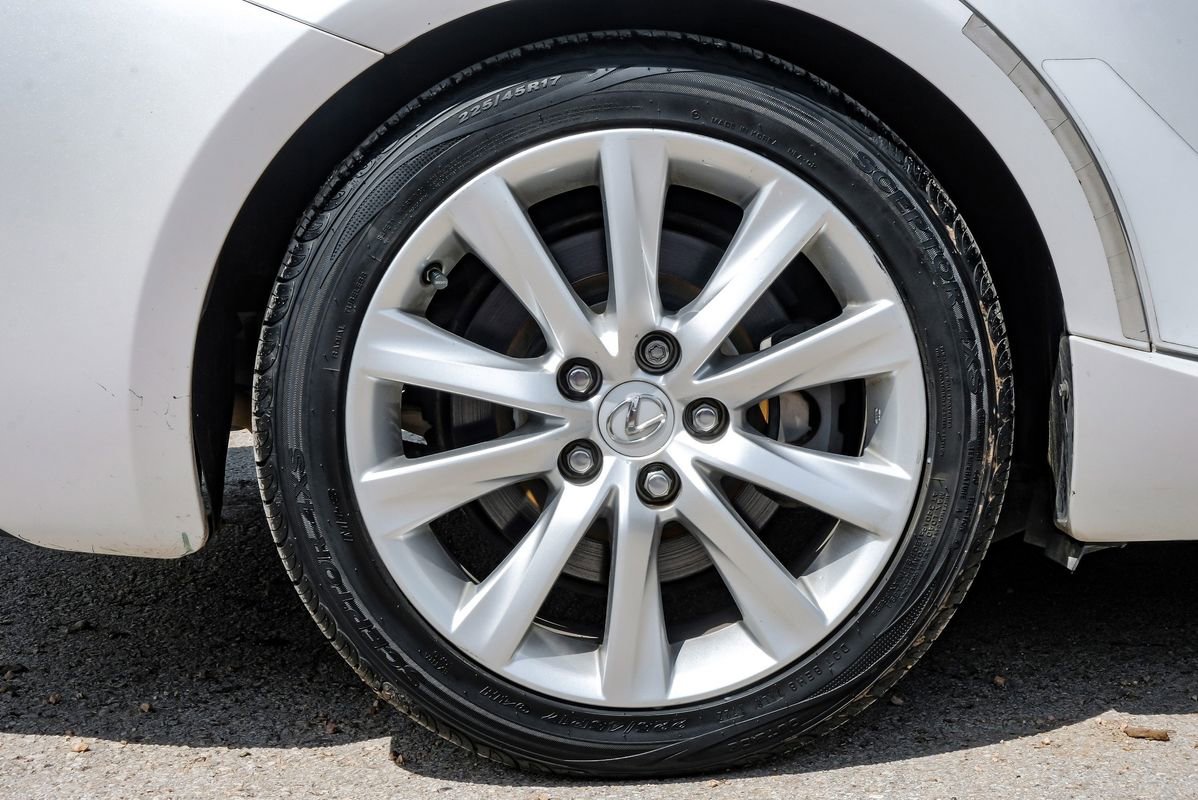 Used 2016 Lexus IS 200t RWD image 58