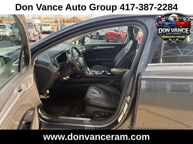 Used 2015 Ford Fusion Titanium image 12