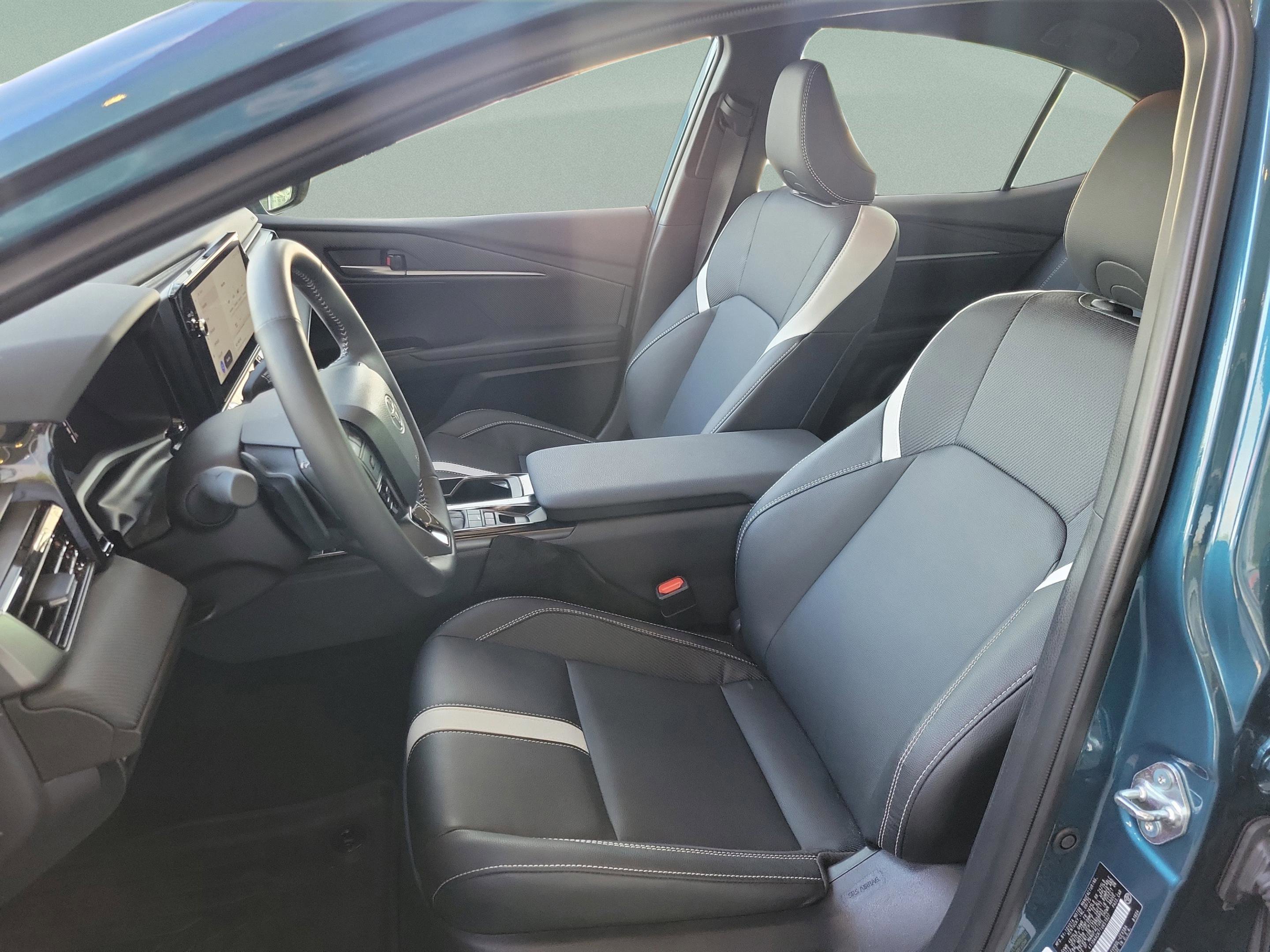 Certified 2026 Toyota Camry SE w/ Multimedia Upgrade Package FWD image 25