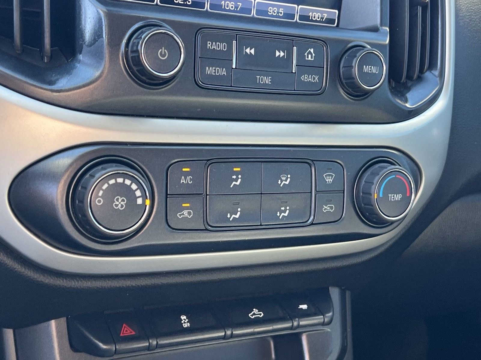 Used 2017 Chevrolet Colorado LT w/ Midnight Edition AWD/4WD image 20