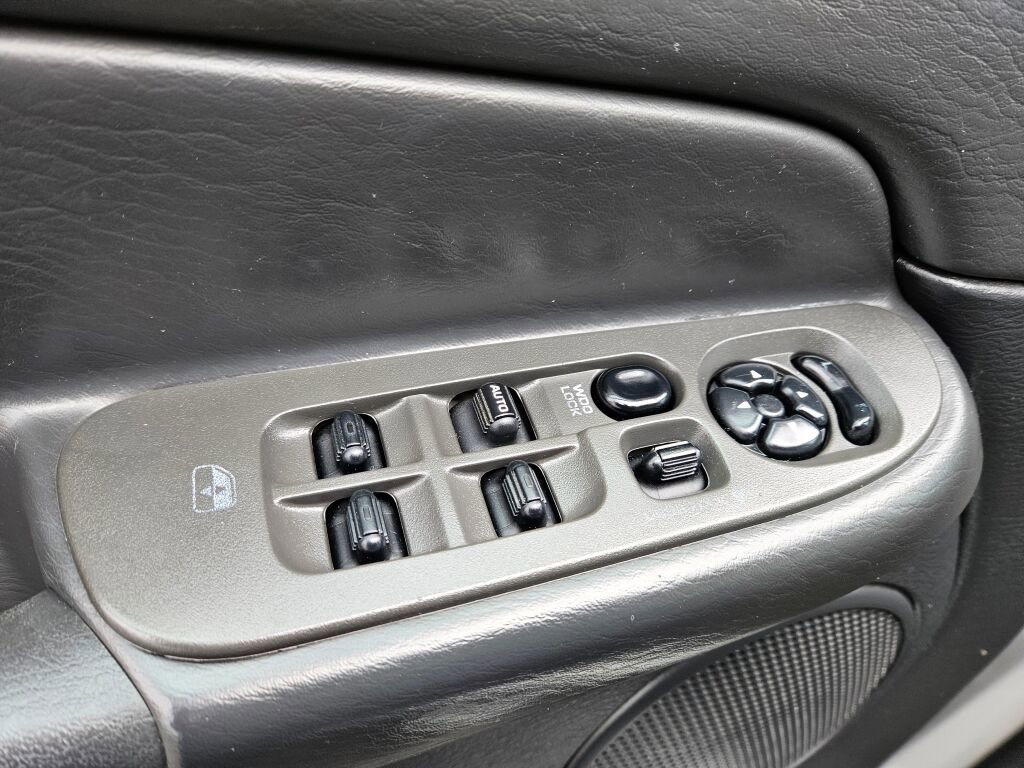 Used 2002 Dodge Ram 1500 Truck SLT image 14