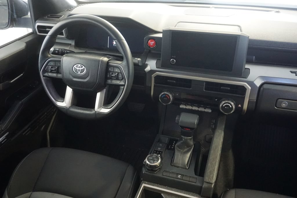 Used 2024 Toyota Tacoma TRD Off-Road AWD/4WD image 21
