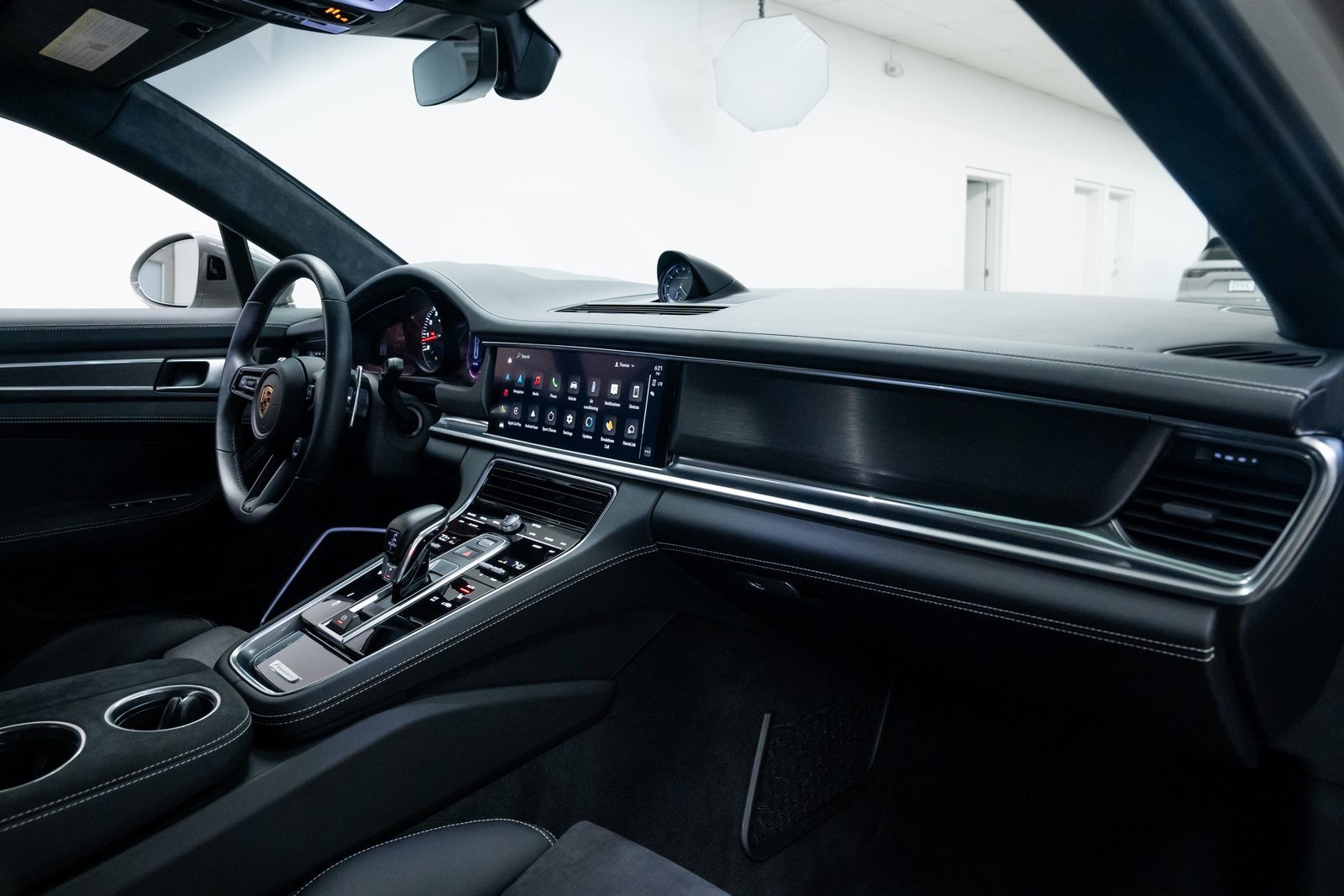 Used 2023 Porsche Panamera GTS image 26