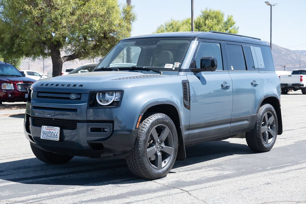 Used 2023 Land Rover Defender 110 S AWD/4WD image 9