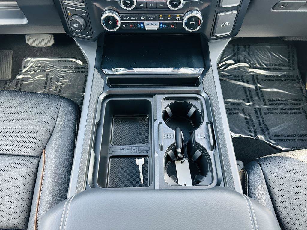 New 2026 Ford F250 Lariat w/ Lariat Premium Package image 29