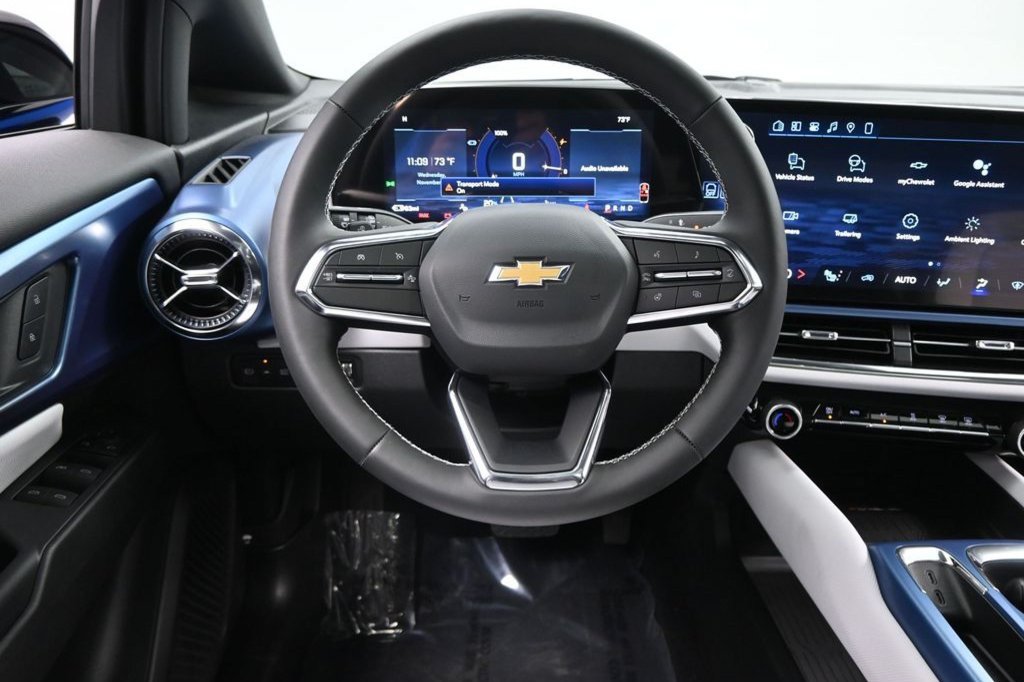New 2026 Chevrolet Equinox EV LT w/ LPO, Blackout Package AWD/4WD image 19