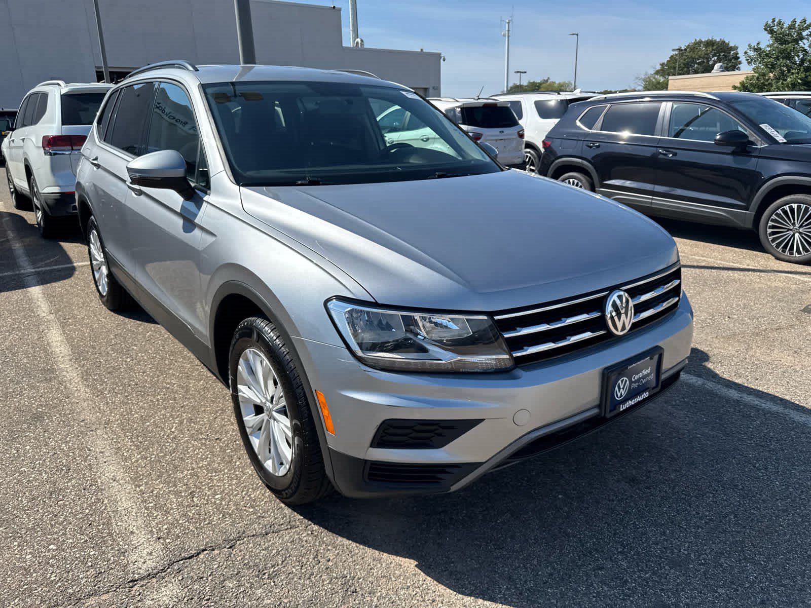 Used 2020 Volkswagen Tiguan S AWD/4WD image 2