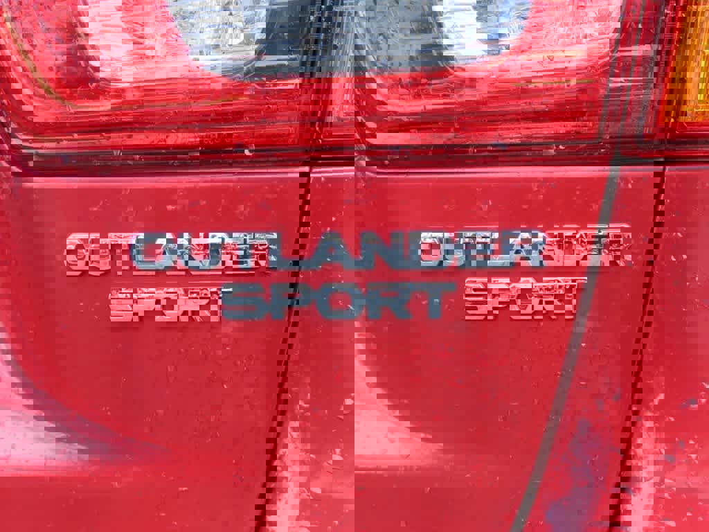 Used 2017 Mitsubishi Outlander Sport ES image 8