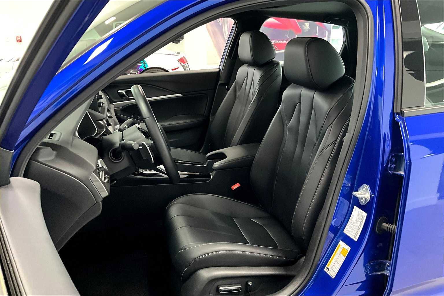 Certified 2025 Acura Integra A-Spec image 10