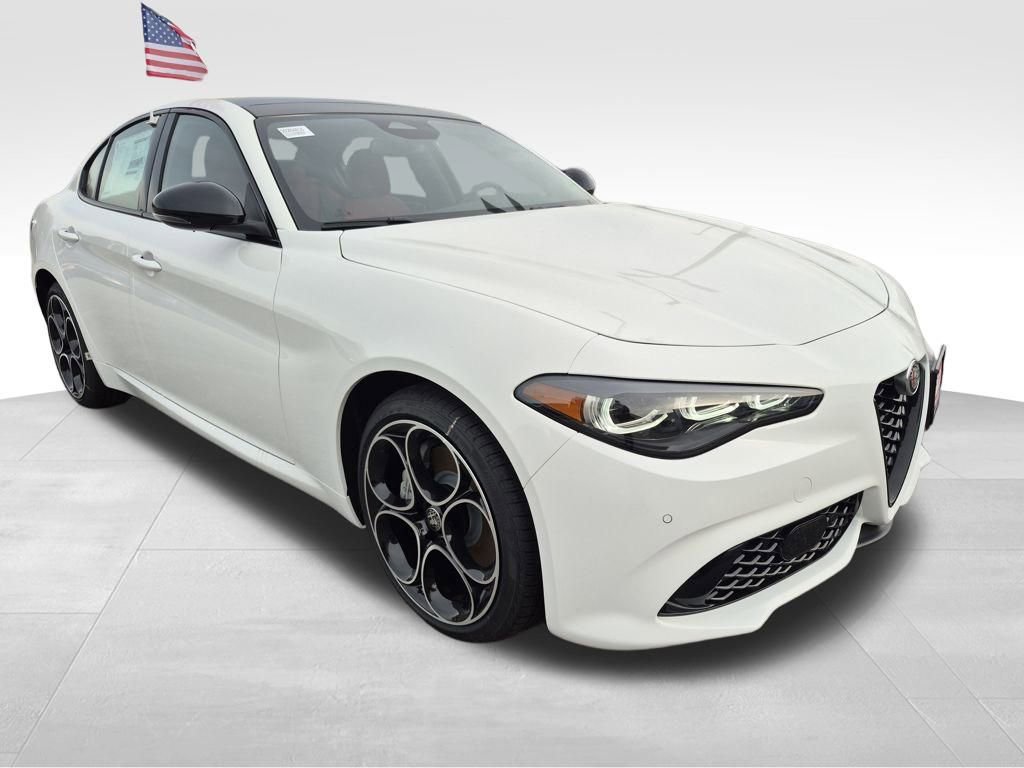 New 2025 Alfa Romeo Giulia w/ Driving Assist Package image 7