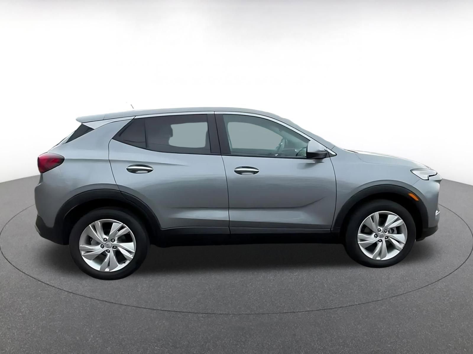 Used 2025 Buick Encore GX Preferred image 16