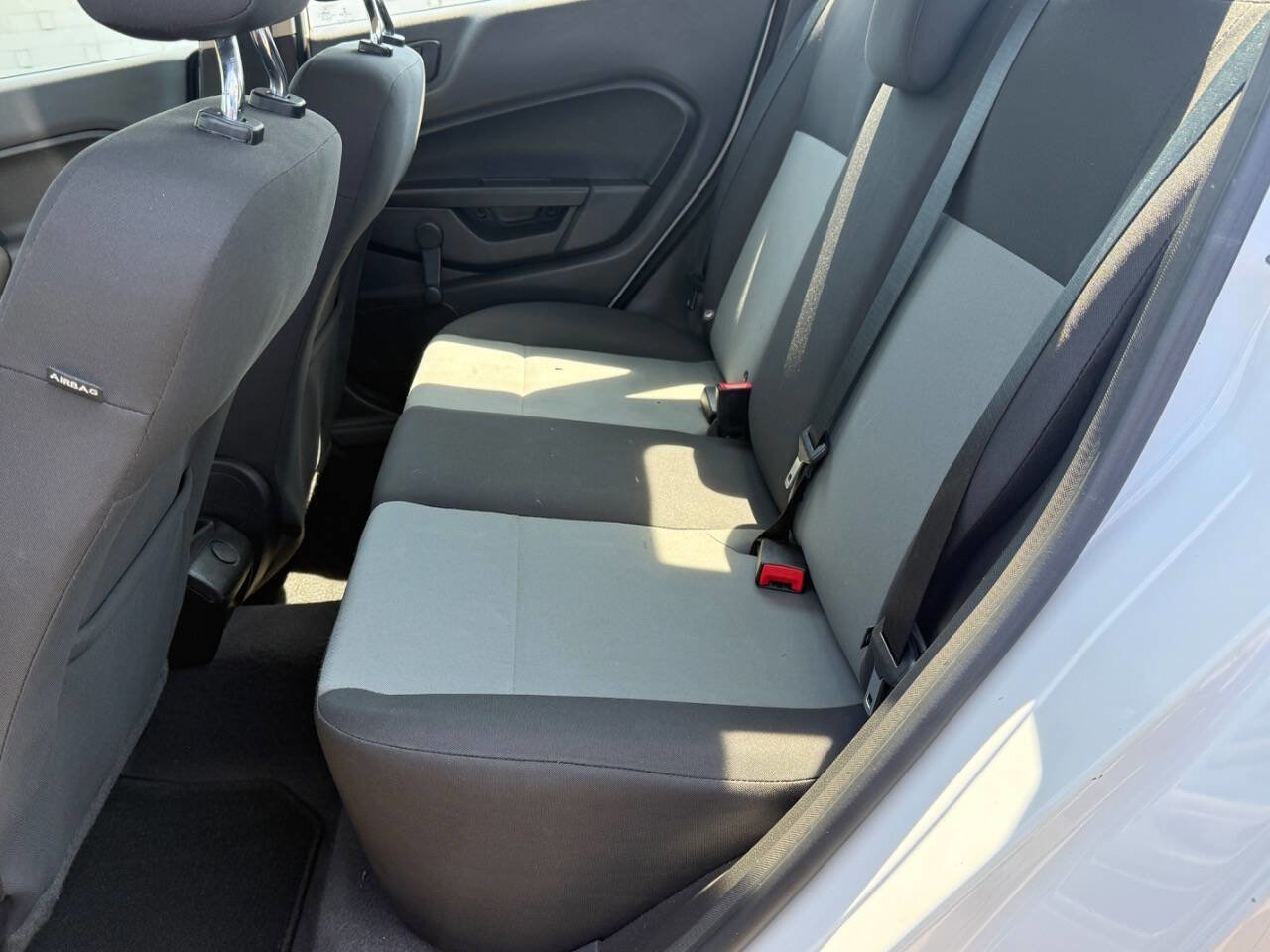 Used 2017 Ford Fiesta S FWD image 20
