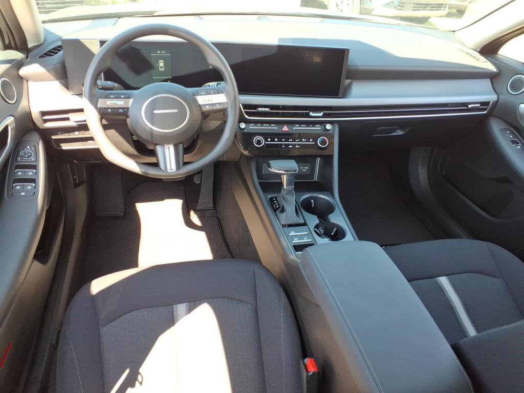 New 2026 Hyundai Sonata SE FWD image 8