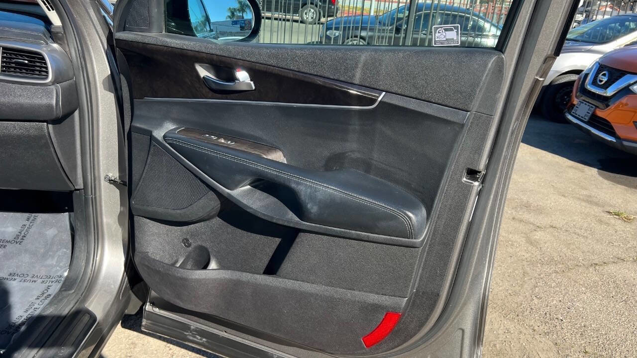 Used 2016 Kia Sorento LX 4dr SUV image 24