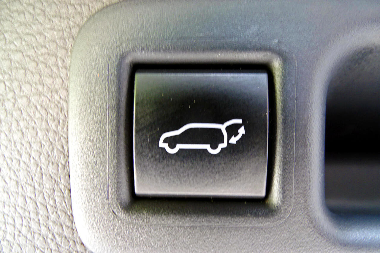 Used 2022 Toyota Highlander Platinum image 19
