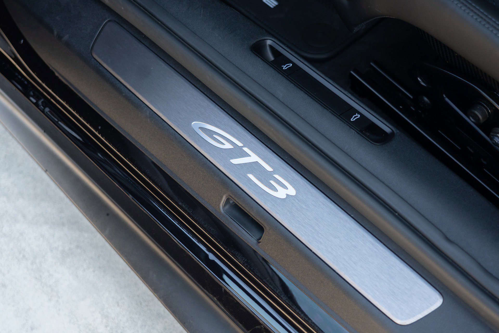Used 2022 Porsche 911 GT3 image 39