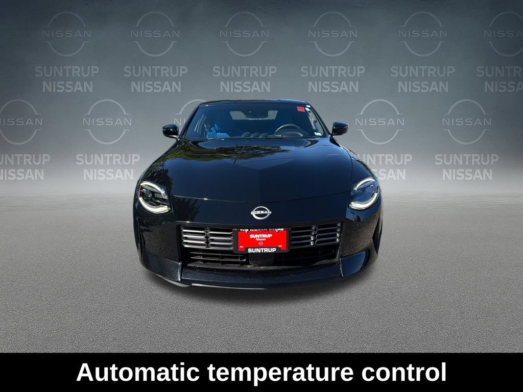 Used 2025 Nissan Z Performance w/ Floor Mat Package RWD image 10
