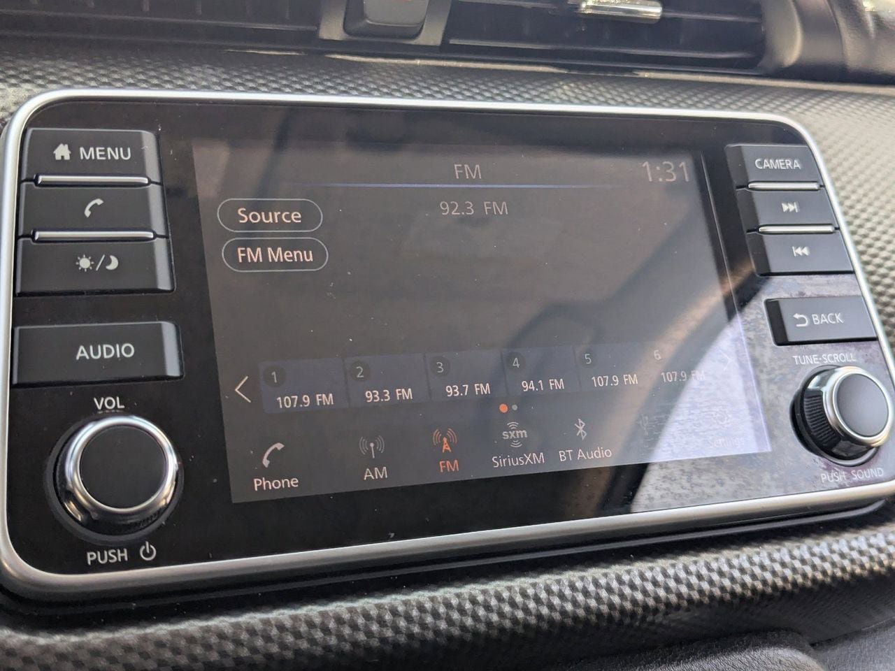 Used 2019 Nissan Kicks SV image 24