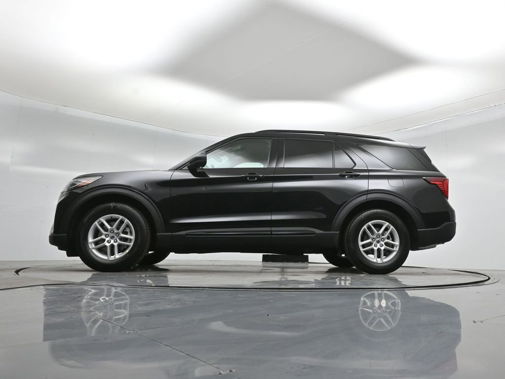 New 2026 Ford Explorer Active image 7
