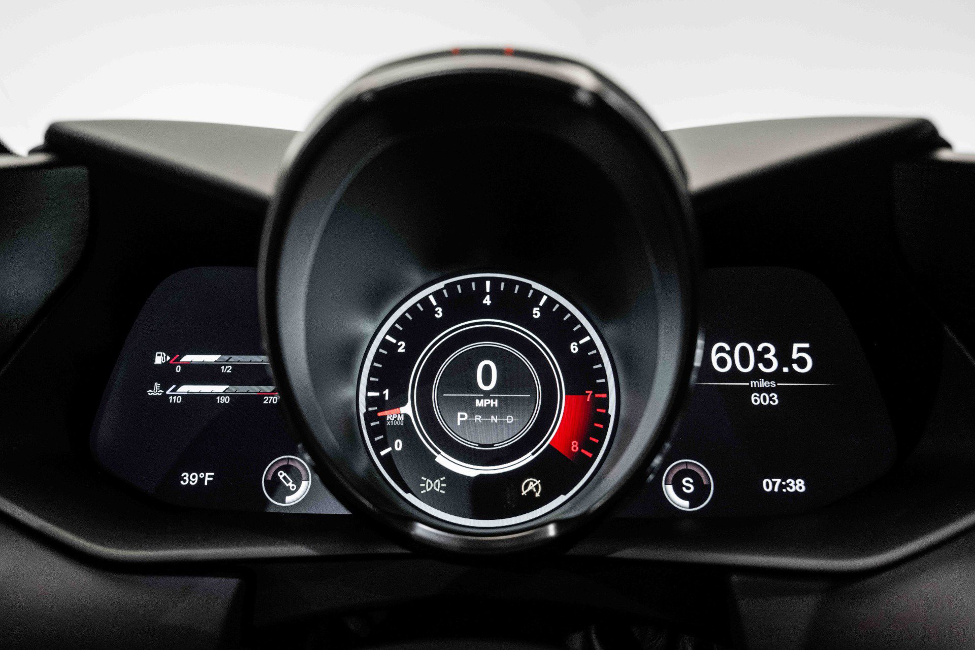 Used 2023 Aston Martin V12 Vantage Roadster image 6