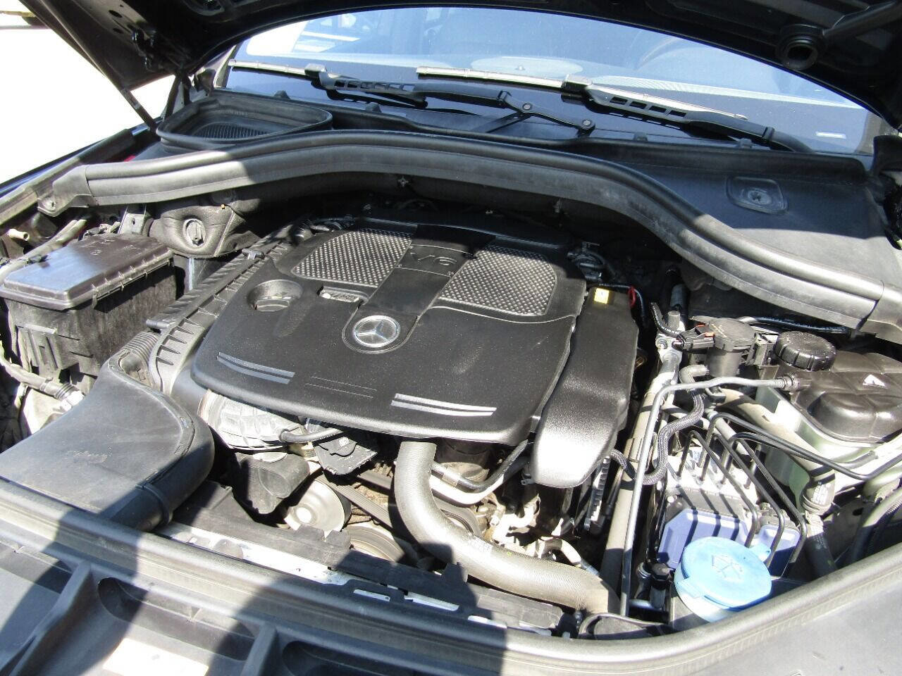 Used 2014 Mercedes-Benz ML 350 4MATIC image 29