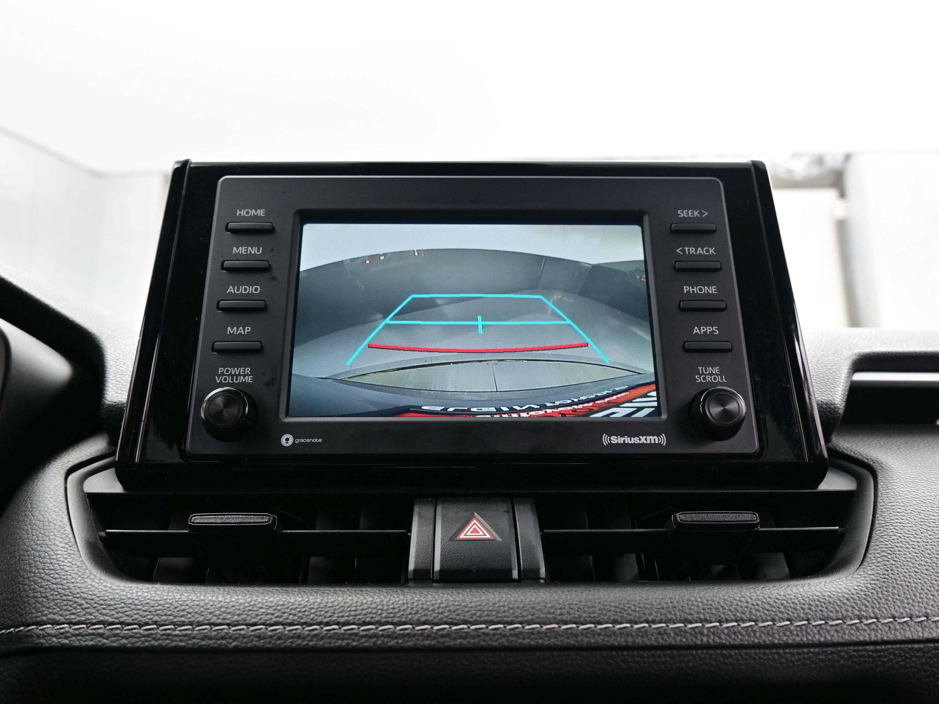 Used 2021 Toyota RAV4 LE image 18