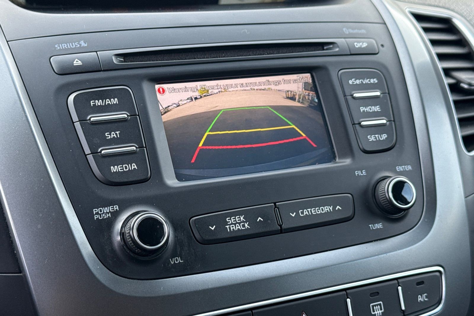 Used 2014 Kia Sorento LX AWD/4WD image 19