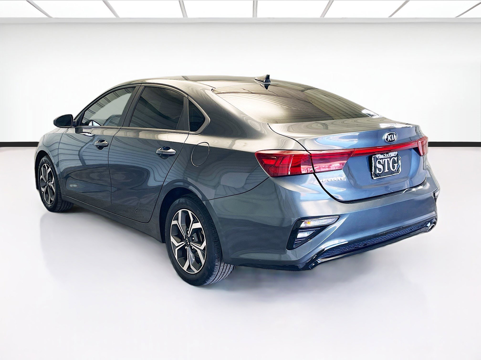 Used 2021 Kia Forte LXS image 6