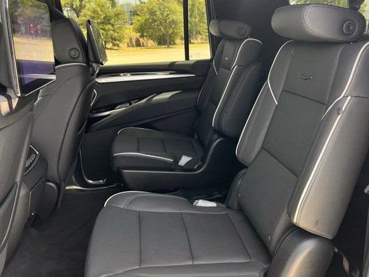 New 2025 Cadillac Escalade ESV Premium Luxury AWD/4WD image 28