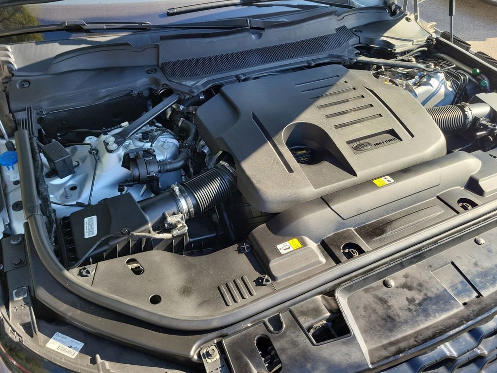 Used 2021 Land Rover Range Rover Sport HST image 12