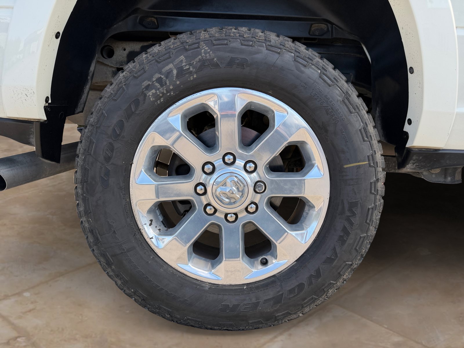 Used 2023 RAM 2500 Laramie AWD/4WD image 19