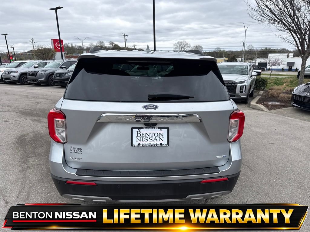 Used 2020 Ford Explorer XLT w/ Equipment Group 202A AWD/4WD image 8