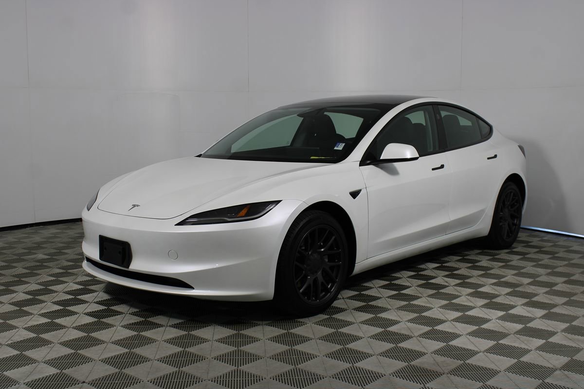 Used 2025 Tesla Model 3 Long Range RWD image 3