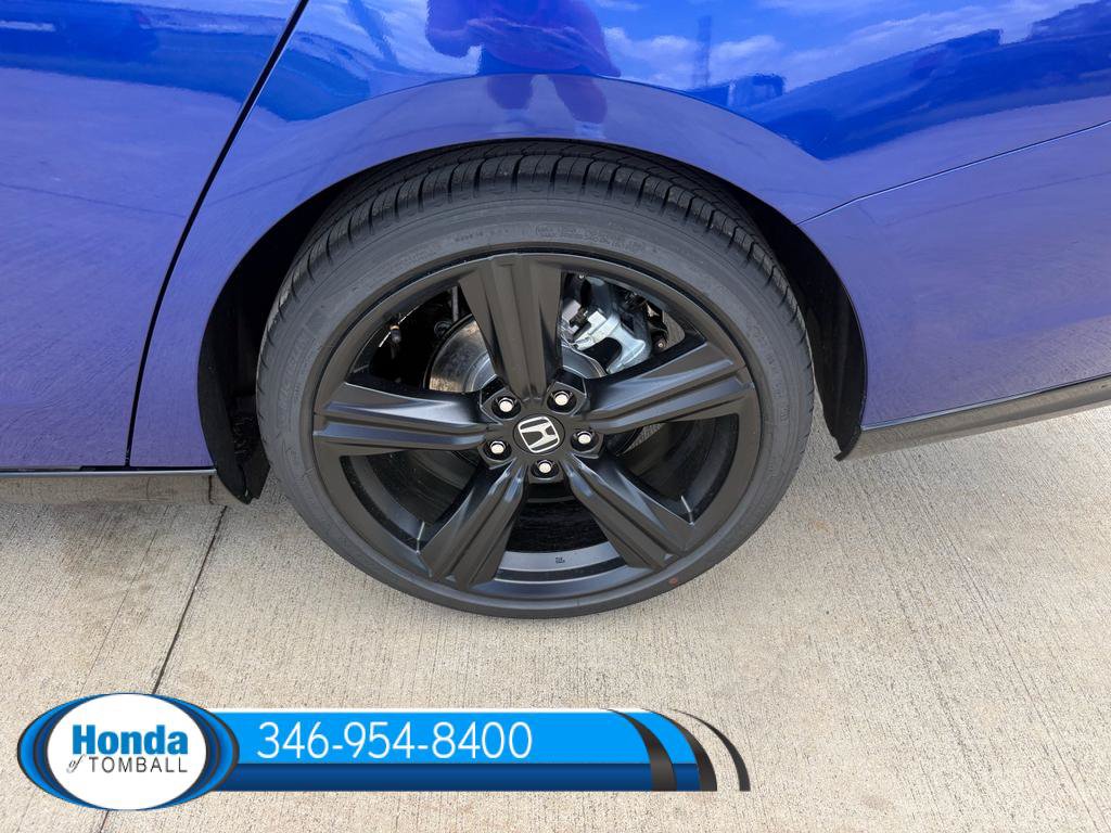 New 2026 Honda Accord Hybrid Sport-L FWD image 18