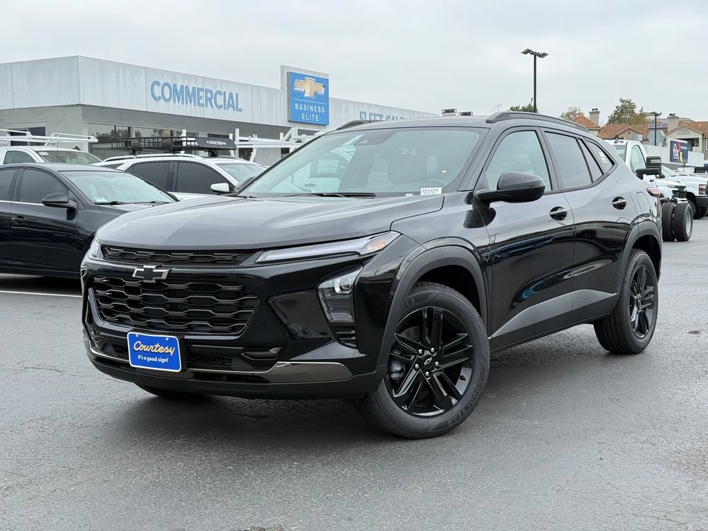 New 2026 Chevrolet Trax ACTIV w/ Driver Confidence Package FWD image 2