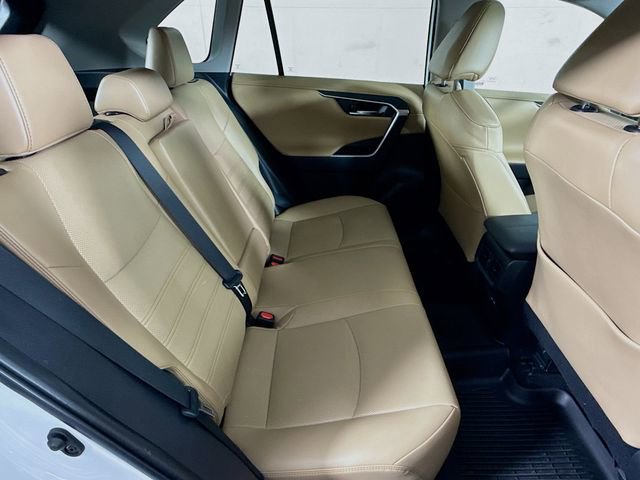 Used 2023 Toyota RAV4 Limited image 29