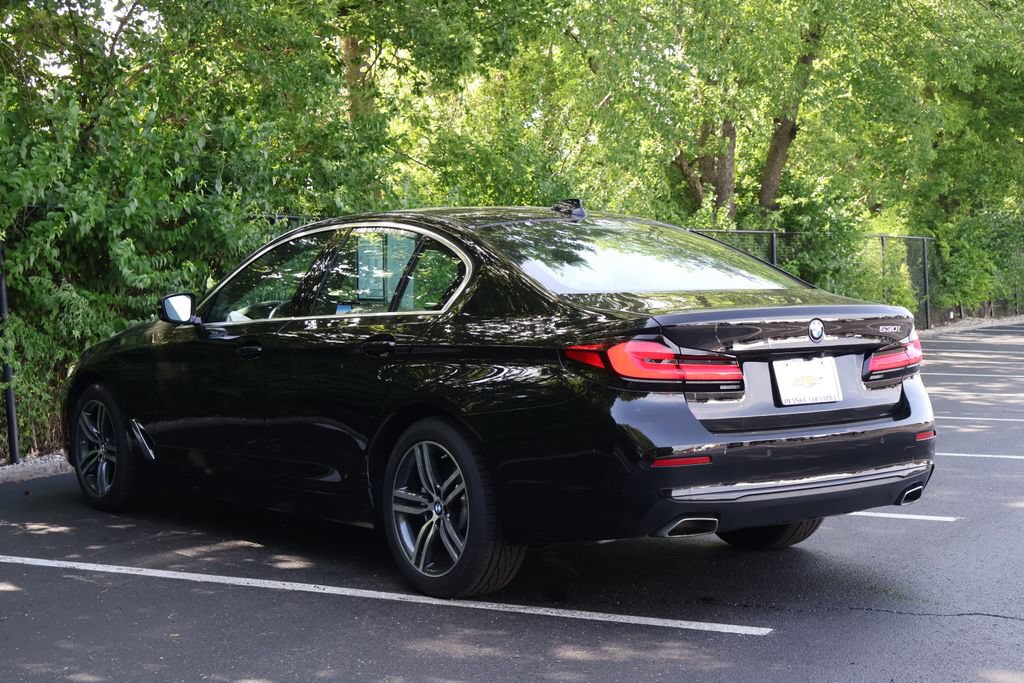 Used 2023 BMW 530i w/ Premium Package RWD image 6