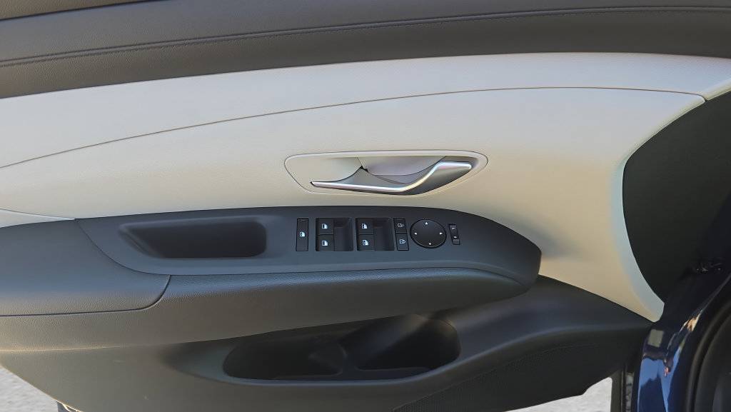 New 2026 Hyundai Tucson SEL Plus AWD/4WD image 16