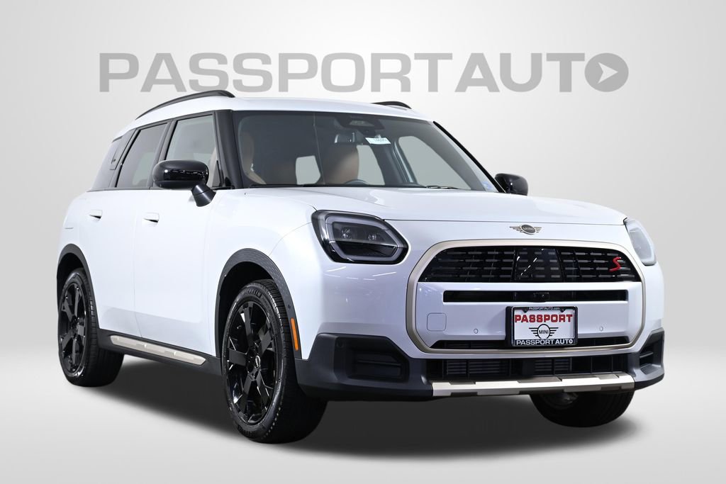 Certified 2025 MINI Cooper Countryman S image 3
