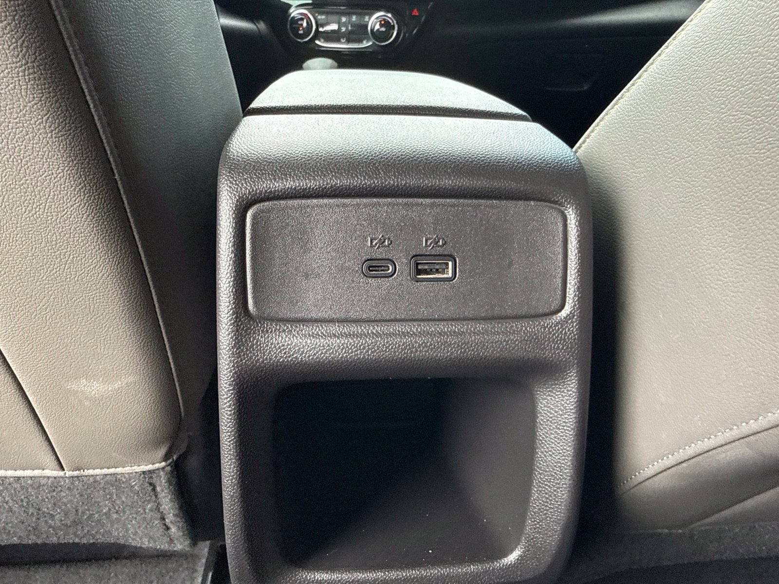 Used 2025 Chevrolet Trax ACTIV w/ Driver Confidence Package FWD image 17