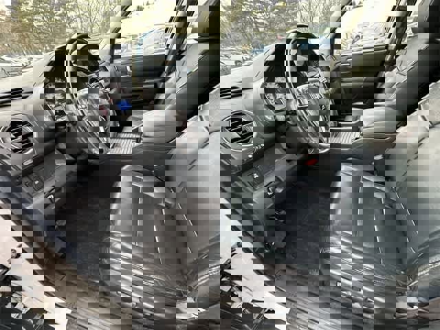 Used 2012 Honda Pilot Touring image 16