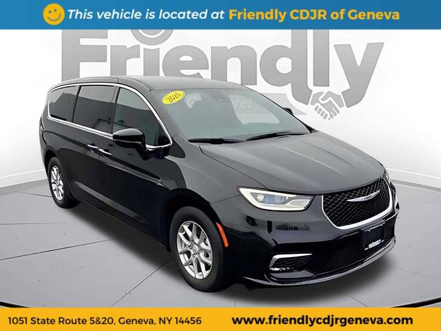 New 2026 Chrysler Pacifica Select FWD image 3