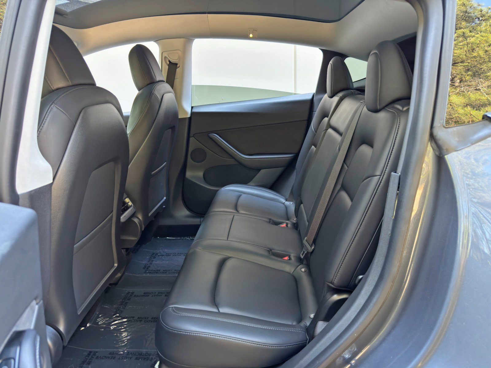 Used 2021 Tesla Model Y Long Range image 38