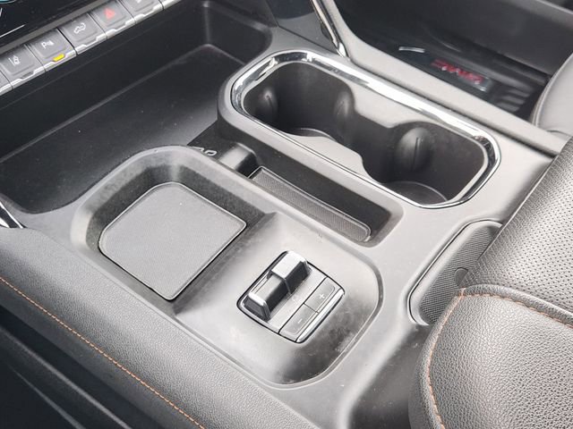 Used 2024 GMC Sierra 2500 AT4 w/ AT4 Premium Plus Package image 18