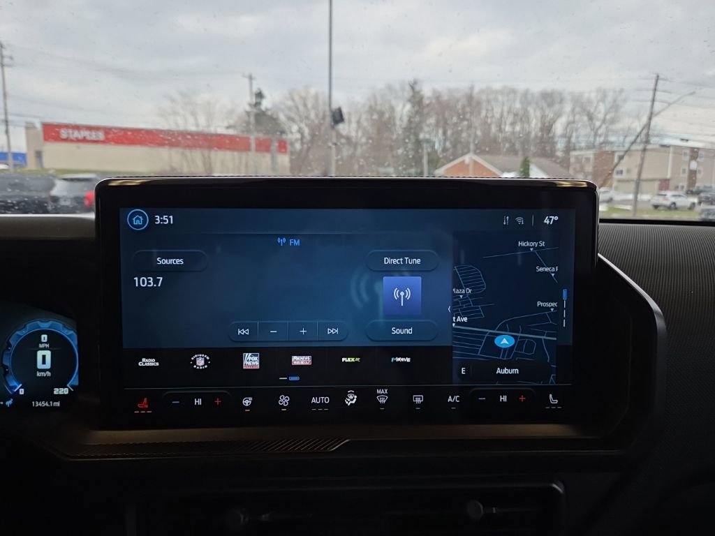 Used 2025 Ford Bronco Sport Outer Banks w/ Outer Banks Tech Package+ AWD/4WD image 16