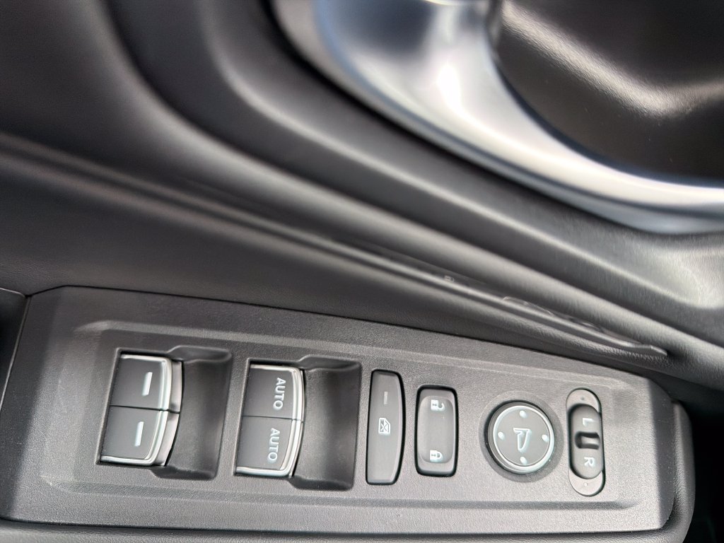 Used 2025 Honda Accord SE image 47