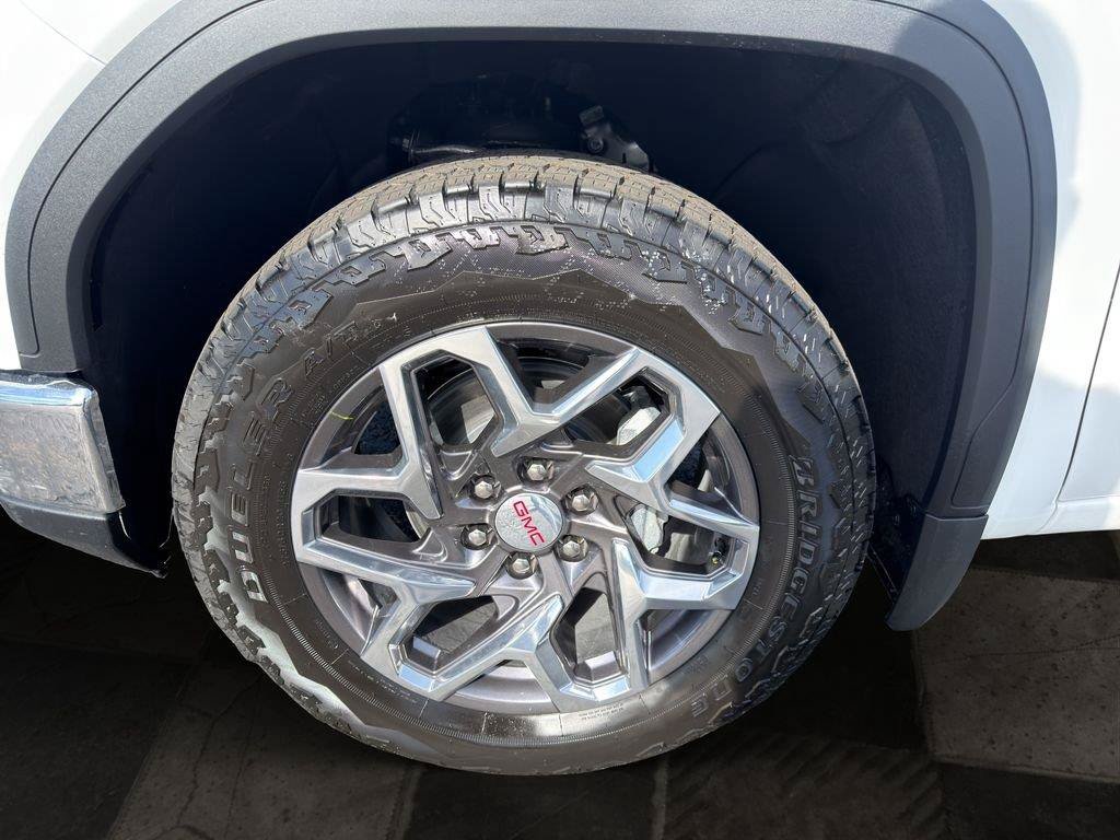 Certified 2026 GMC Sierra 1500 SLT w/ SLT Convenience Package AWD/4WD image 9